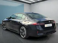 Gebraucht BMW 530 2024 Schwarz Limousine