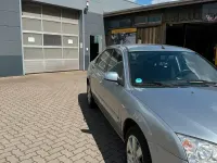 Usado Ford Mondeo 145 CV (106 kW) 2005 Gris Berlina