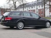 Gebraucht Mercedes E250 204 PS (150 kW) 2015 Schwarz  unilack Kombi