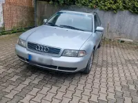 Gebraucht Audi A4 150 PS (110 kW) 1996 Blau Kombi