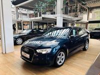 Używany Audi A3 Basis 150 KM (110 kW) 2017 Niebieski Hatchback