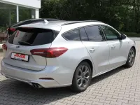 Gebraucht Ford Focus ST-Line 155 PS (114 kW) 2025 Polarsilber Kombi