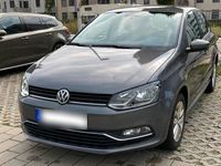 Gebraucht VW Polo 75 PS (55 kW) 2016 Grau Kleinwagen