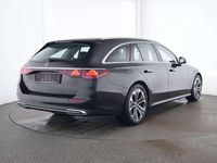 Gebraucht Mercedes E300 197 PS (144 kW) 2024 Schwarz metalliclack obsidians Kombi