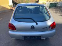 Używany Ford Fiesta 60 KM (44 kW) 1997 Srebrny Hatchback
