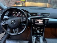 Gebraucht Skoda Superb Ambition 150 PS (110 kW) 2019 Schwarz Kombi