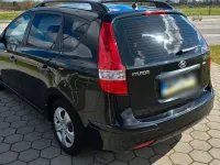 Gebraucht Hyundai i30 109 PS (80 kW) 2011 Schwarz Kombi