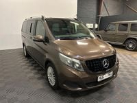 Gebraucht Mercedes V220 Edition 163 PS (119 kW) 2016 Dolomitbraun Van / Kleinbus