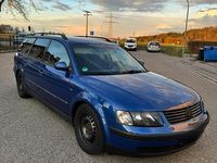 Gebraucht VW Passat 125 PS (91 kW) 1999 Blau Kombi