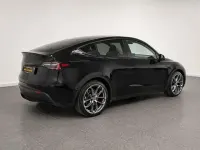 Usado Tesla Model Y RWD 308 kW (420 CV) 2023 Negro SUV