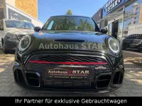 Gebraucht Mini John Cooper Works 231 PS (169 kW) 2021 Schwarz Kleinwagen