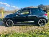 Gebraucht Citroën DS3 82 PS (60 kW) 2015 Schwarz Cabrio