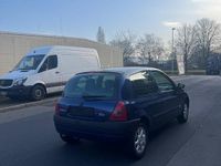 Gebraucht Renault Clio II Initiale 90 PS (66 kW) 2000 Blau Kleinwagen