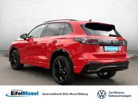 Gebraucht VW Tiguan R-line 193 PS (141 kW) 2025 Rot SUV