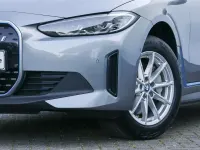 Gebraucht BMW i4 Sport Line 210 kW (286 PS) 2024 Skyscraper grau Limousine