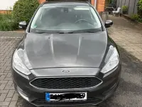 Gebraucht Ford Focus Business Edition 125 PS (91 kW) 2015 Grau Limousine