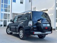 gebraucht Mitsubishi Pajero 3.2 DI-D Top *VOLL*SHD*AHK*KAME*LEDER*