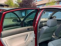 Gebraucht VW Passat 115 PS (84 kW) 2004 Rot Limousine