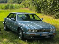 Gebraucht Jaguar X300 211 PS (155 kW) 1996 Blau Limousine