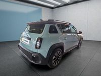 Second-hand Renault 4 E-Tech 2025 Verde SUV