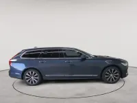 Gebraucht Volvo V90 Inscription 235 PS (172 kW) 2022 Denim blaumetallic Kombi