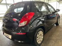 Gebraucht Hyundai i20 Edition 86 PS (63 kW) 2014 Schwarz Kleinwagen