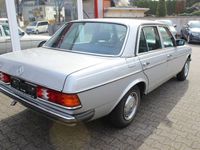 gebraucht Mercedes 200 W 123alles Original Rostfrei Traumzustand