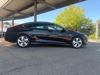 Second-hand Opel Insignia Dynamic 209 CP (153 kW) 2018 Negru Hatchback
