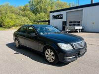 Gebraucht Mercedes C200 136 PS (100 kW) 2011 Schwarz Limousine