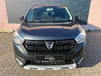 Gebraucht Dacia Lodgy Stepway 131 PS (96 kW) 2019 Grau Van / Kleinbus
