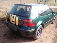Gebraucht VW Golf IV 75 PS (55 kW) 2001 Grün Kleinwagen