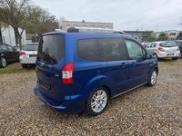 Gebraucht Ford Tourneo Courier Titanium 101 PS (74 kW) 2014 Blau Van / Kleinbus