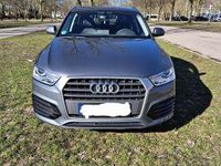 Gebraucht Audi Q3 Design 150 PS (110 kW) 2017 Grau SUV