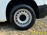 Gebraucht Opel Combo Edition 102 PS (75 kW) 2021 Jade weiss/arktis weiss Van / Kleinbus