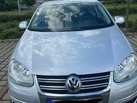Gebraucht VW Jetta 122 PS (89 kW) 2009 Silber Limousine