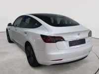 Second-hand Tesla Model 3 366 kW (498 CP) 2022 Alb Berlinǎ