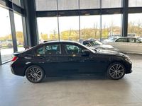 Gebraucht BMW 318 Advantage 150 PS (110 kW) 2021 Schwarz Limousine