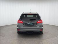 Usata Ford Focus ST-Line 140 CV (102 kW) 2018 Grigio Station wagon
