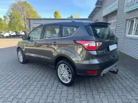 Gebraucht Ford Kuga Titanium 182 PS (133 kW) 2017 Grau SUV
