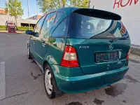 Gebraucht Mercedes A160 Elegance 102 PS (75 kW) 2000 Grün Van / Kleinbus