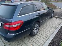 Gebraucht Mercedes E350 Avantgarde 265 PS (194 kW) 2012 Grau Kombi
