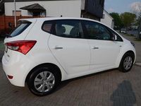 Gebraucht Hyundai ix20 Edition 125 PS (91 kW) 2015 Weiß Kleinwagen