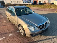 Gebraucht Mercedes E200 184 PS (135 kW) 2009 Grau Kombi