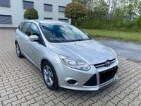 Używany Ford Focus SYNC Edition 116 KM (85 kW) 2014 Srebrny Sedan/Limuzyna