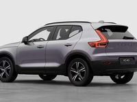 Neu Volvo XC40 Plus 197 PS (144 kW) 2025 Silber SUV