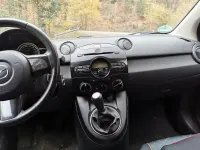 Usata Mazda 2 Sendo 84 CV (61 kW) 2014 Grigio Utilitaria