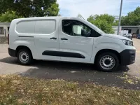 Gebraucht Peugeot Partner 131 PS (96 kW) 2019 Weiß Van / Kleinbus