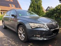 Gebraucht Skoda Superb Ambition 220 PS (161 kW) 2016 Grau Kombi