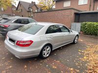 Gebraucht Mercedes E200 136 PS (100 kW) 2011 Silber Limousine