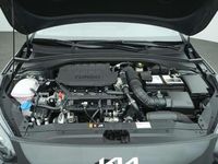 Gebraucht Kia Ceed 140 PS (102 kW) 2025 Silber Kleinwagen